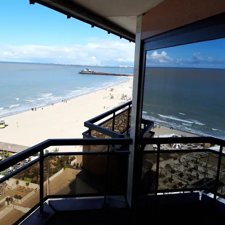 Large Beachstudio Seaview Near Brugge *